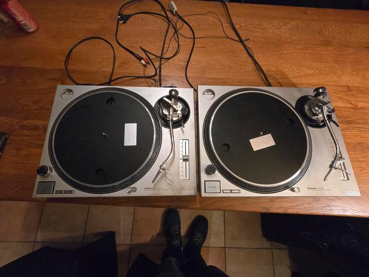 2x technics sl 1200 mk2 + ortofons, Muziek en Instrumenten, Dj-sets en Draaitafels, Zo goed als nieuw, Technics, Ophalen