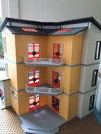 Playmobil City life 3 niveau’s met keuken, bed en sofa’s, Zo goed als nieuw