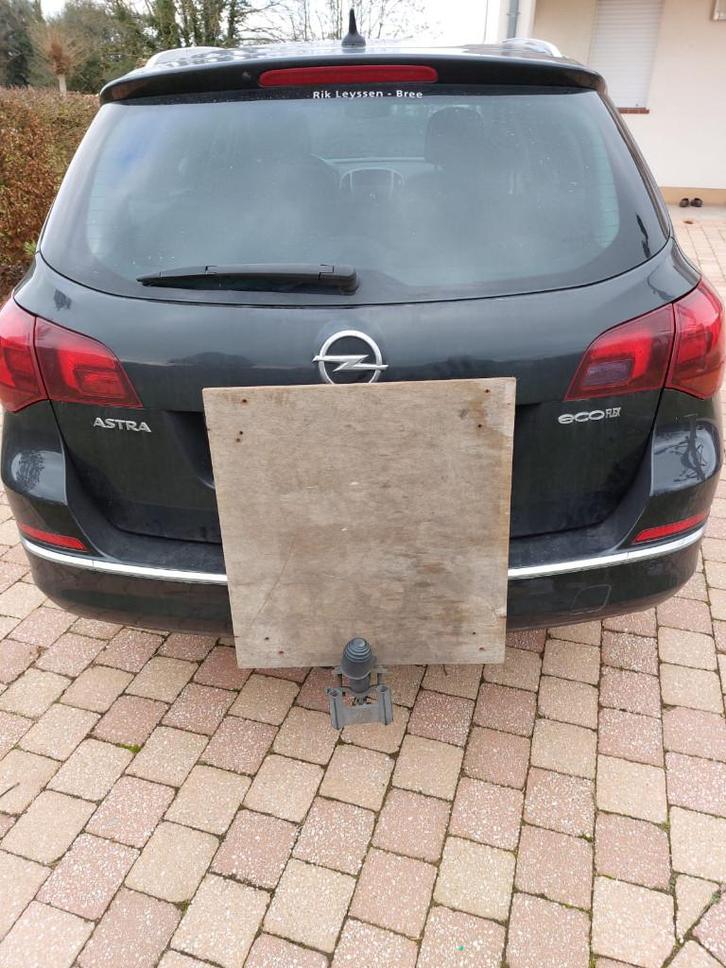 Opel Astra Sport Tourer 1700 diesel Ecoflex, Auto's, Opel, Particulier, Astra, Trekhaak, Diesel, Handgeschakeld, Ophalen