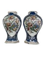 Paire de vases en faïence polychrome style Delft XIXe, Enlèvement ou Envoi