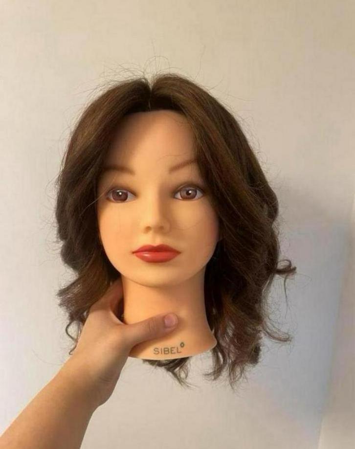 Oefenhoofd met steun, Immo, Op zoek naar een appartement