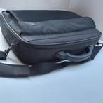 Targus 17 inch laptop schoudertas., Ophalen, 17 inch of meer, Zo goed als nieuw, Schoudertas