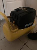 Compressor powerplus, Doe-het-zelf en Bouw, Compressors, Ophalen, Zo goed als nieuw