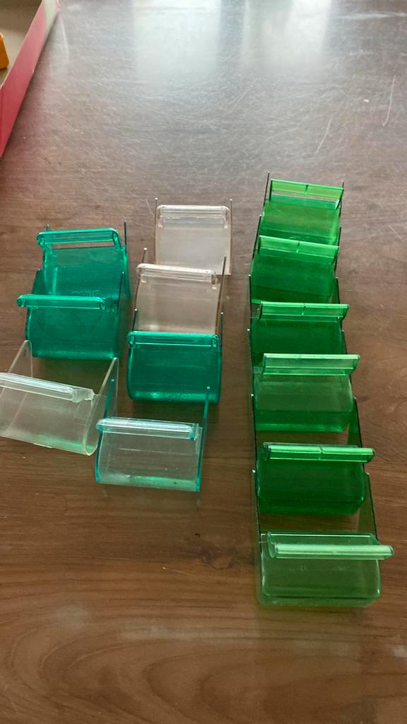 Eetbakjes van onze aluminium vogelkkooien mt trespa(zak16/d6, Dieren en Toebehoren, Vogels | Toebehoren, Gebruikt, Ophalen