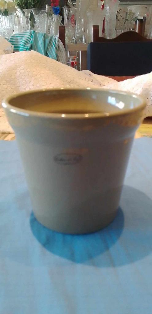 pot de fleurs cache-pot vert olive Celine de Lys, Jardin & Terrasse, Pots de fleurs, Comme neuf, Poterie, Intérieur, Moins de 40 cm