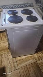 Cuisinière électrique, Ophalen, Gebruikt, 4 kookzones, Energieklasse A of zuiniger