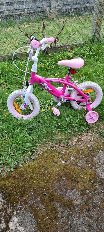 Vélo pour fille etat neuf beschikbaar voor biedingen