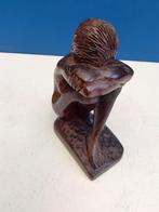 Houten beeldje Naakt, Antiek en Kunst, Verzenden