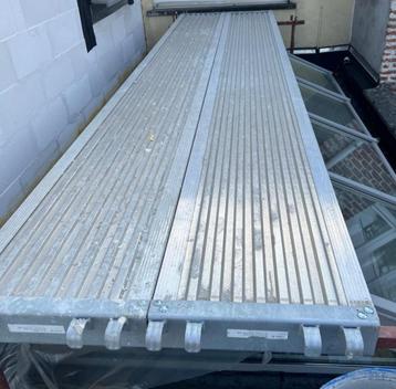 Loopbrug beschikbaar voor biedingen