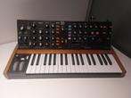 Behringer Poly D (w/ Flight Case & Dust Cover), Muziek en Instrumenten, Ophalen, Zo goed als nieuw, Met koffer of flightcase