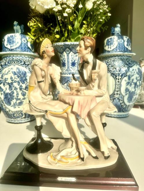 Porseleinen beeldje “Champagne Date” van Giuseppe Armani, Antiquités & Art, Antiquités | Porcelaine, Enlèvement