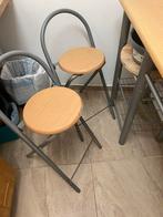 Kleine tafel/bar met 2 krukken, Ophalen, Gebruikt