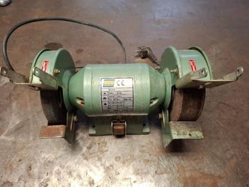Broyeur, Enlèvement, Utilisé, Moins de 700 watts, Banc de travail