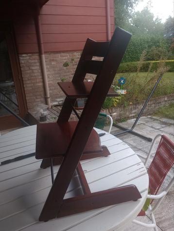 Stokke kinderstoel (oud model, mooi gebeitst) beschikbaar voor biedingen