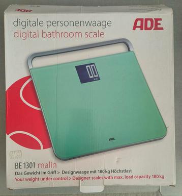 Weegschaal glas beschikbaar voor biedingen