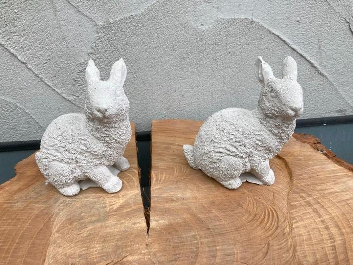 KONIJN ZITTEND STEEN NIEUW, Antiek en Kunst, Curiosa en Brocante, Ophalen of Verzenden