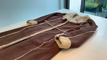 Damesmantel polar bear chocoladebruin, lang, mt 42 beschikbaar voor biedingen