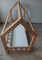 Bedhuisje, Kinderen en Baby's, Kinderkamer | Bedden, Ophalen, Gebruikt, Matras