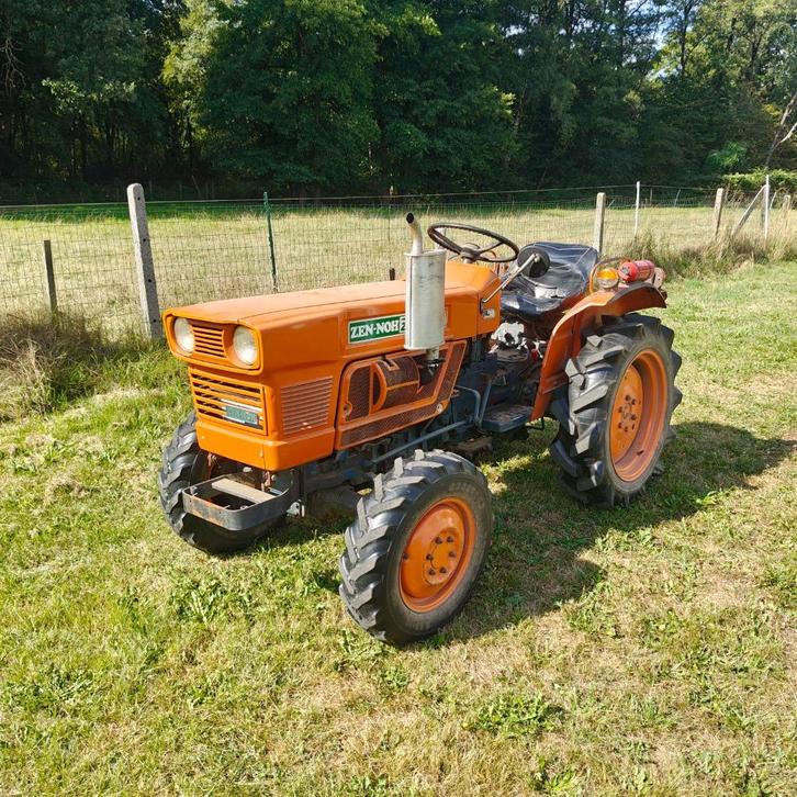 Kubota zl2201dt minitractor, Zakelijke goederen, Landbouw | Tractoren, tot 2500, tot 80 Pk, Ophalen
