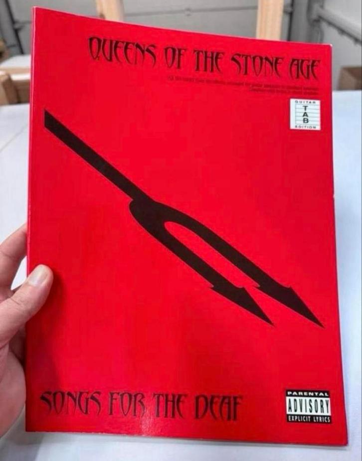 Guitar TAB ED- Songs for the deaf Queens of the stone age, Muziek en Instrumenten, Bladmuziek, Nieuw, Gitaar, Ophalen of Verzenden