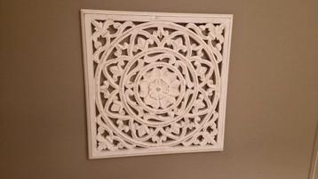 2x houten wandpanelen houtsnijwerk wit beschikbaar voor biedingen