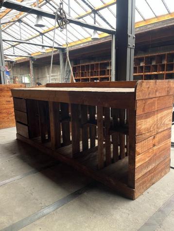 Houten kasten 10 stuks 230 x 73 x 92 beschikbaar voor biedingen