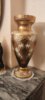 Bohemian vaas Fran geslepen glas met goud, Antiek en Kunst, Ophalen