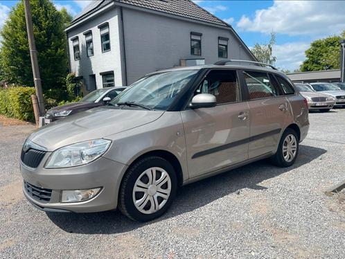 Skoda Fabia SW 1.6 CR TDi,Airco,Parkeersensoren,..., Auto's, Skoda, Particulier, Te koop, Fabia, ABS, Airbags, Airconditioning