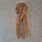 Notenkraker handgemaakt in hout., Enlèvement ou Envoi