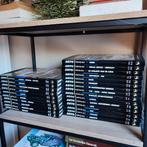 Oude Complete boekenreeks  Auto Totaal  alle merken in kleur, Enlèvement, Utilisé