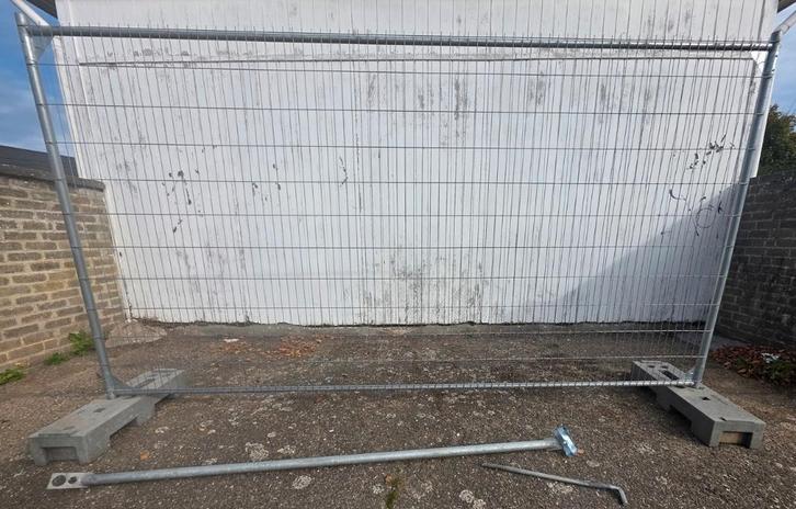 Clôtures de chantier "Heras M500 Renf.", Bricolage & Construction, Serrurerie de bâtiment & Dispositif de fermeture, Comme neuf