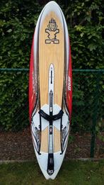 Windsurf starboard quad board Perfecte staat 76 ltr, Ophalen, Zo goed als nieuw, Met vin(nen)