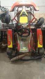Maranello kinderkart met overal., Sport en Fitness, Karting, Ophalen, Zo goed als nieuw