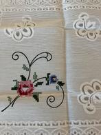 Lot van 3 handwerkdoekjes., Hobby en Vrije tijd, Ophalen of Verzenden