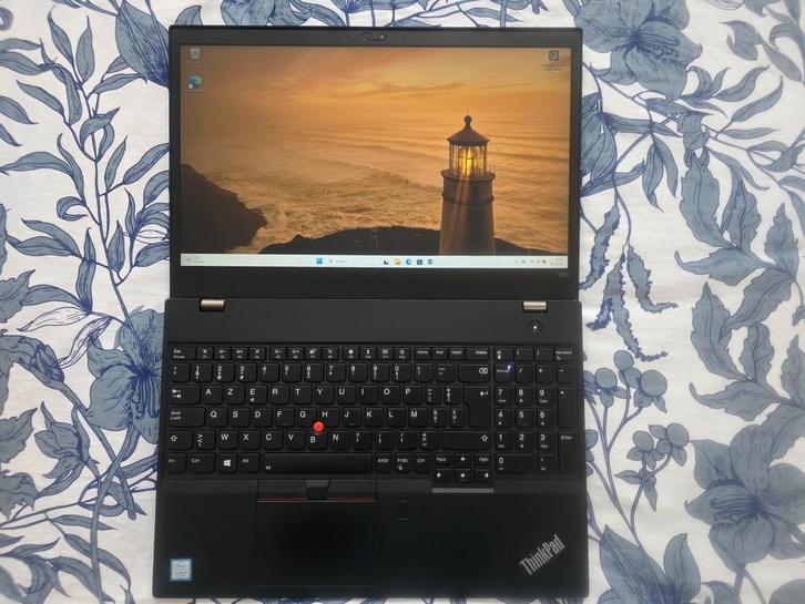 Prachtige Lenovo Thinkpad 256gb.ssd. 16Ram, Computers en Software, Windows Laptops, Zo goed als nieuw, 15 inch, SSD, 16 GB, Ophalen of Verzenden