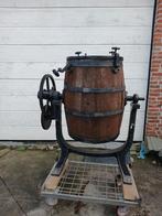Antieke boterton / kneedmachine op gietijzeren frame, Enlèvement