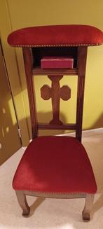 LUXE kerkstoel (rood fluweel), geen schade ook vakje ...., Antiek en Kunst, Antiek | Religieuze voorwerpen, Ophalen