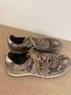 Sneaker camouflage 38, Ophalen, Gedragen
