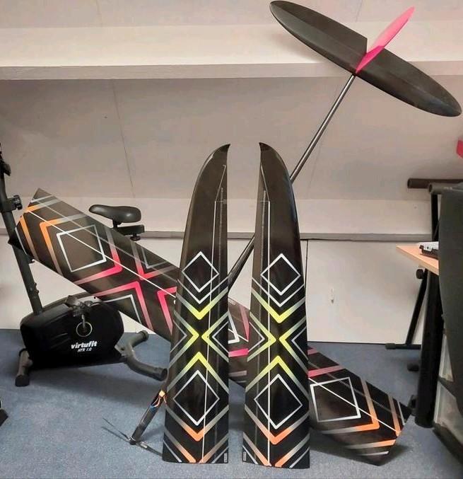 F5J NAN EXPLORER Q4 4 MTR 6S NIEUWSTAAT, Hobby en Vrije tijd, Modelbouw | Radiografisch | Vliegtuigen, Ophalen
