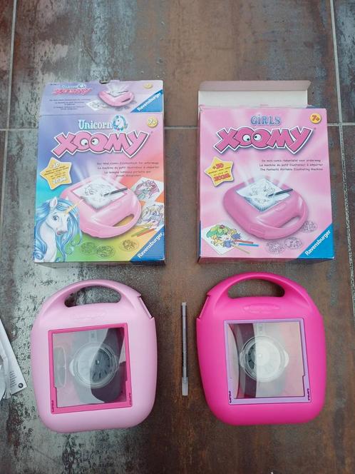 Xoomy tekenprojectoren unicorn & girls +7 jaar, Hobby en Vrije tijd, Tekenen, Zo goed als nieuw, Overige typen, Ophalen of Verzenden