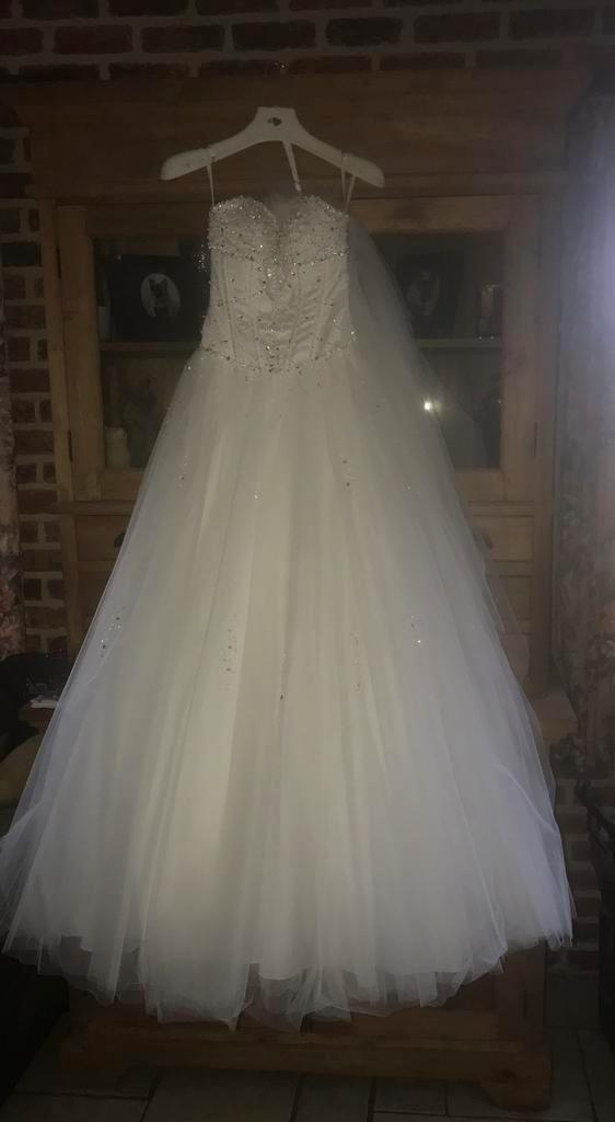 Robe de mariée neuf, Kleding | Dames, Trouwkleding en Trouwaccessoires, Zo goed als nieuw, Trouwjurk, Ophalen