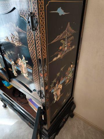 Prachtige chinese kast, Antiek en Kunst, Antiek | Meubels | Kasten, Ophalen of Verzenden