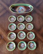 Victoriaanse ovale schotel met gebakschoteltjes, Antiquités & Art, Antiquités | Services (vaisselle) pièces, Enlèvement