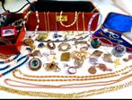 Gros lot de bijoux anciens, Bijoux, Sacs & Beauté, Bijoux anciens, Enlèvement ou Envoi