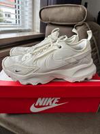 Nike TC 7900 wit maat 43, Ophalen of Verzenden, Zo goed als nieuw, Wit