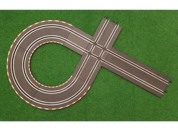 Carrera go/digital 143: baanuitbreiding - kruispunt beschikbaar voor biedingen