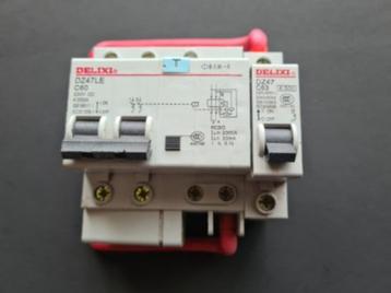 2x Delixi Electric stroomonderbrekers beschikbaar voor biedingen