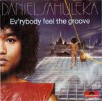 single Daniel Sahuleka - Ev’rybody feel the groove, Comme neuf, 7 pouces, Musique de films et Bande son, Enlèvement ou Envoi