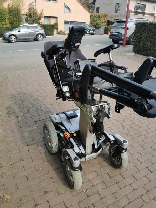 Invacare storm 4 elektrische rolstoel invalide rolwagen, Diversen, Rolstoelen, Zo goed als nieuw, Elektrische rolstoel, Ophalen of Verzenden