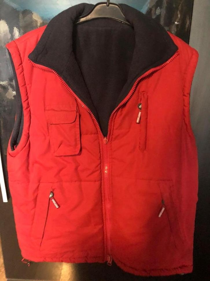 dikke warme rode jas zonder mouwen met 1 zakje voor gsm   3, Kleding | Dames, Bodywarmers, Nieuw, Maat 46/48 (XL) of groter, Rood